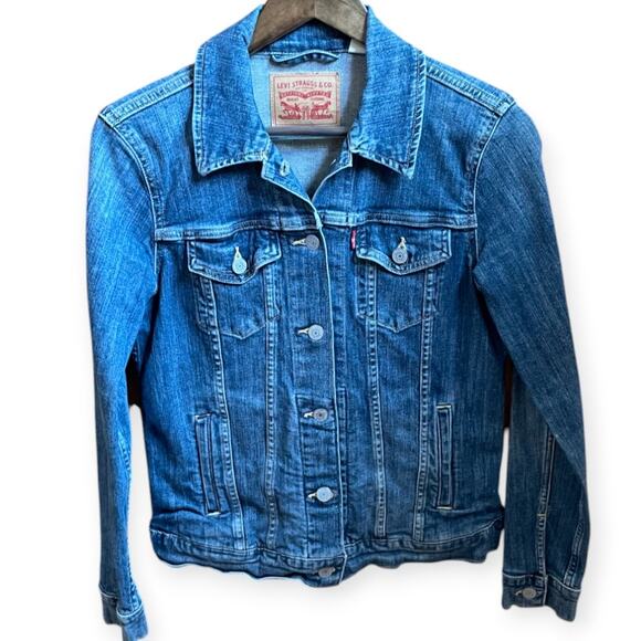 Levis Denim Trucker Jacket - Picture 1 of 5